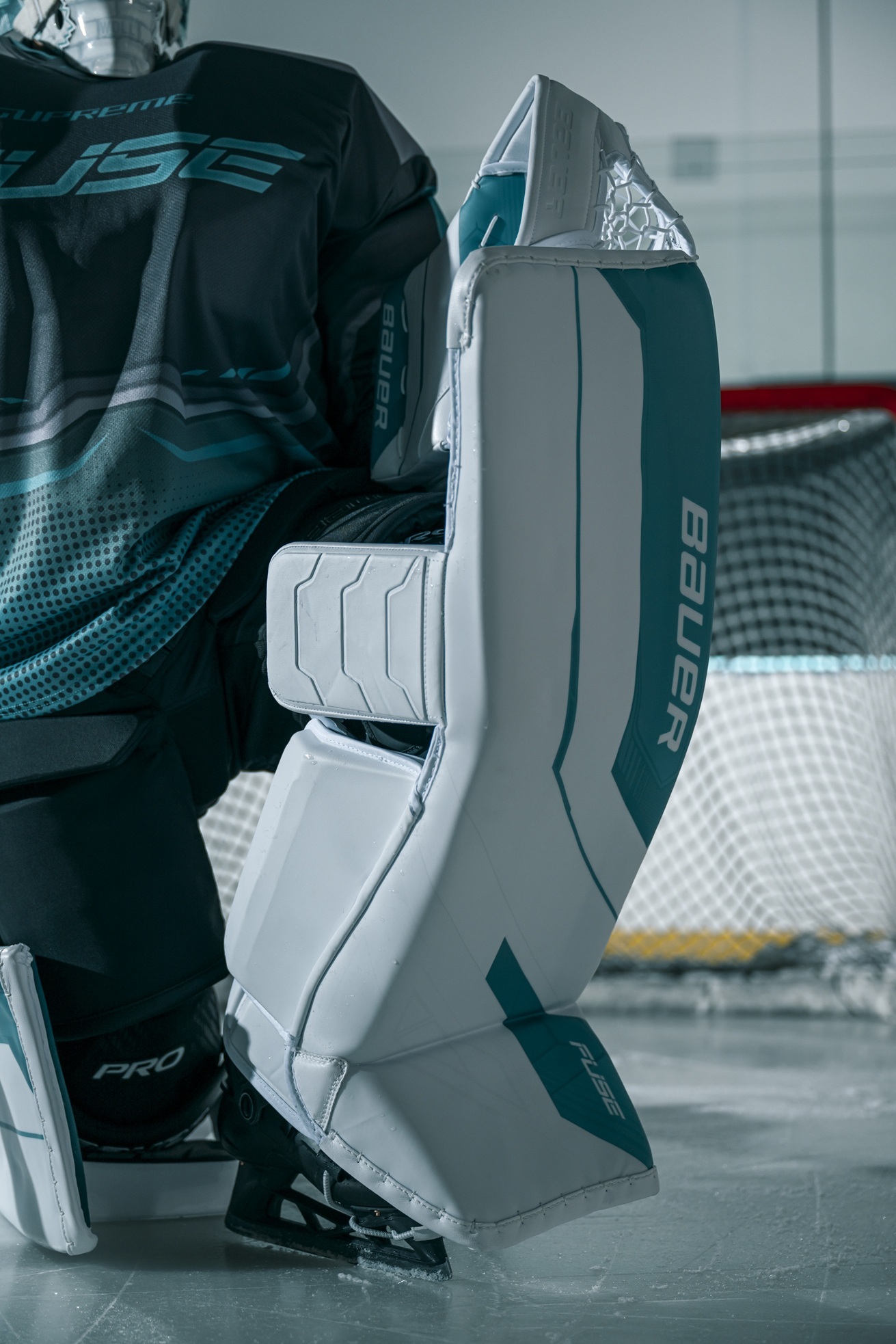 BTH26 SUPREME FUSE STANDIN GOAL ICE 0011 FINAL